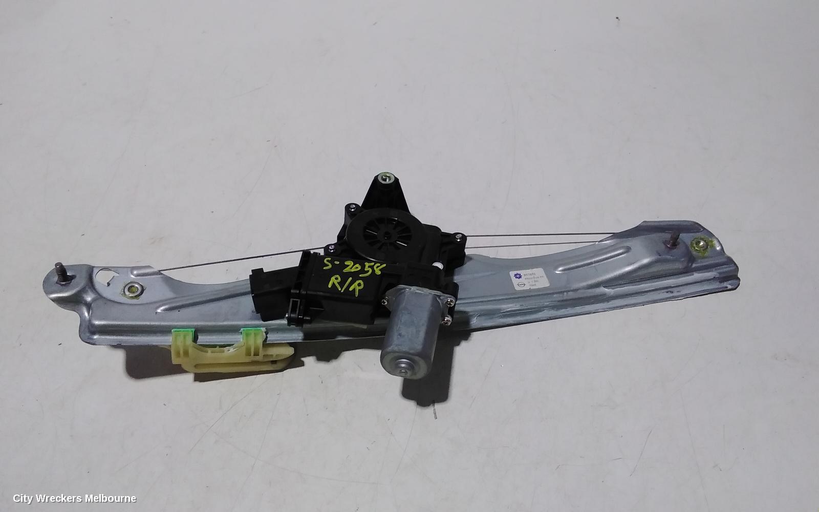 HOLDEN COMMODORE RIGHT REAR WND REG/MOTOR, ZB, 10/2017 - 12/2020