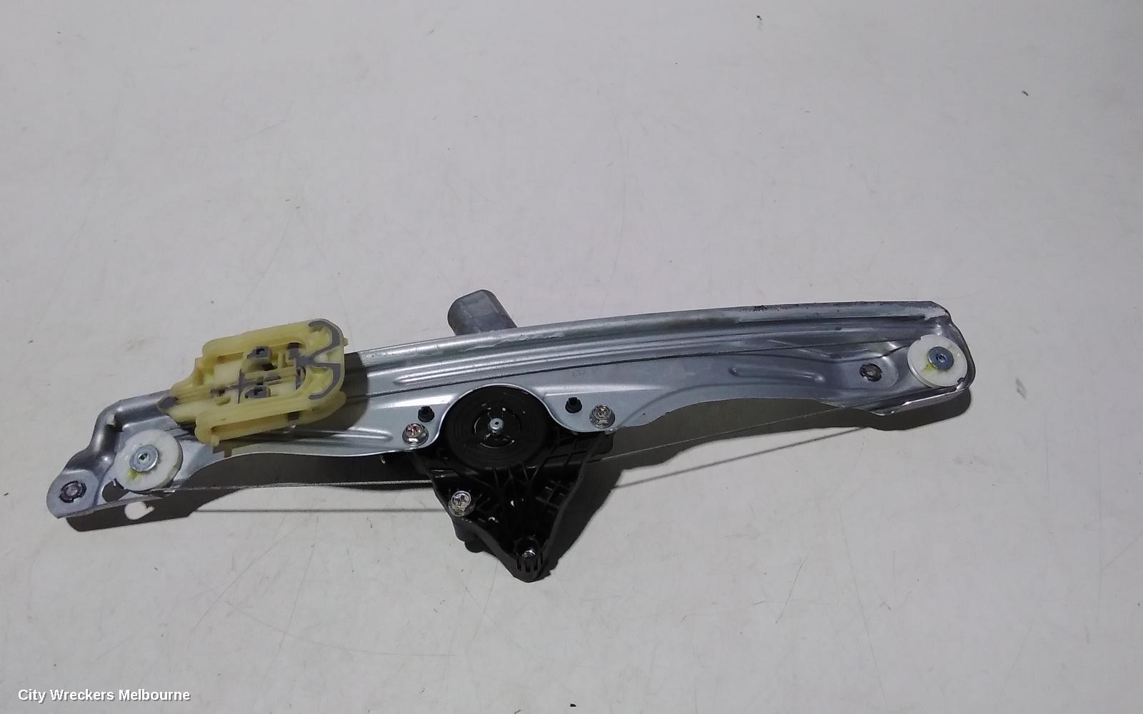 HOLDEN COMMODORE RIGHT REAR WND REG/MOTOR, ZB, 10/2017 - 12/2020