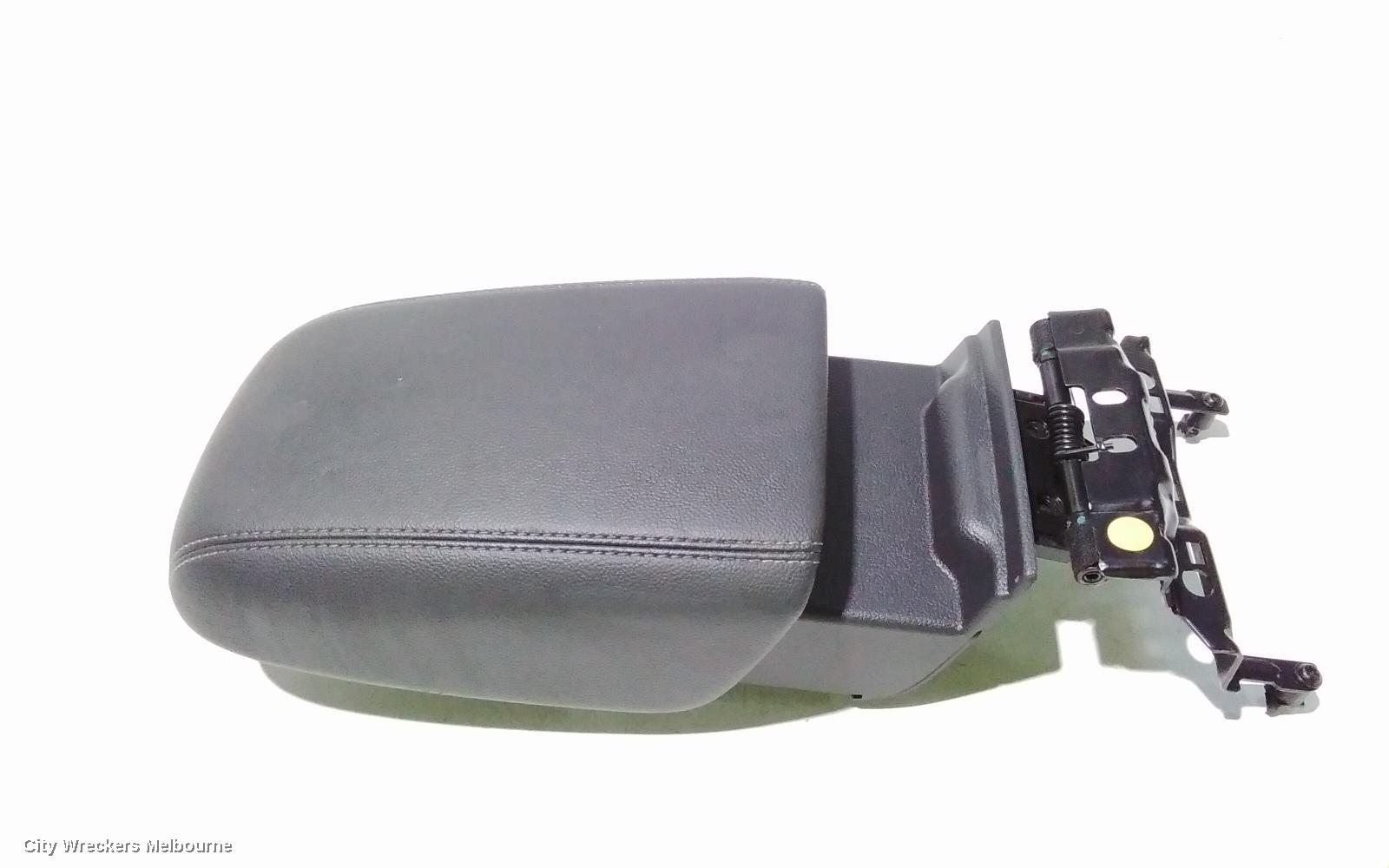 FORD ESCAPE CONSOLE, ZG, CONSOLE LID ONLY, BLACK, 09/2016 - 05/2020