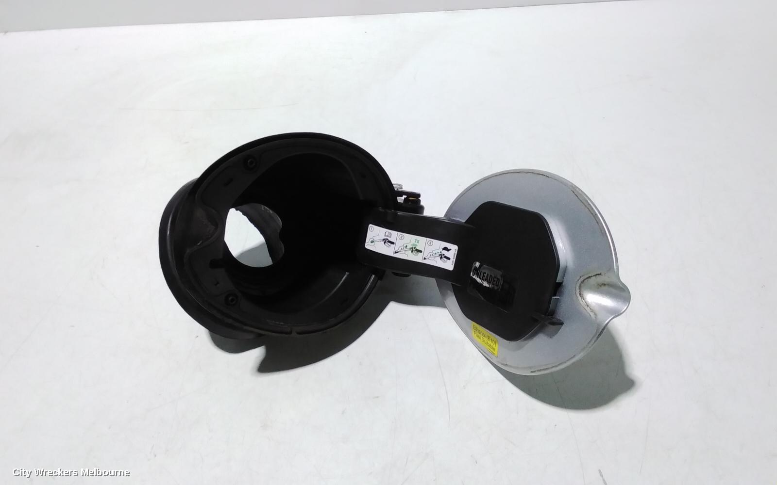 FORD ESCAPE FUEL DOOR / FILLER, ZG, FUEL DOOR, 09/2016 - 05/2020