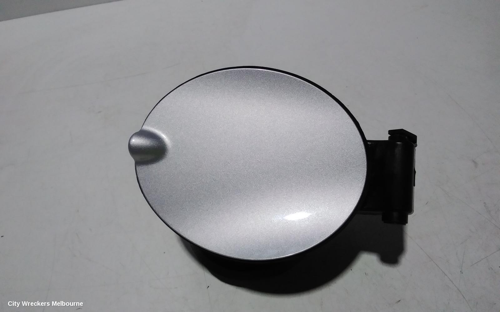 FORD ESCAPE FUEL DOOR / FILLER, ZG, FUEL DOOR, 09/2016 - 05/2020