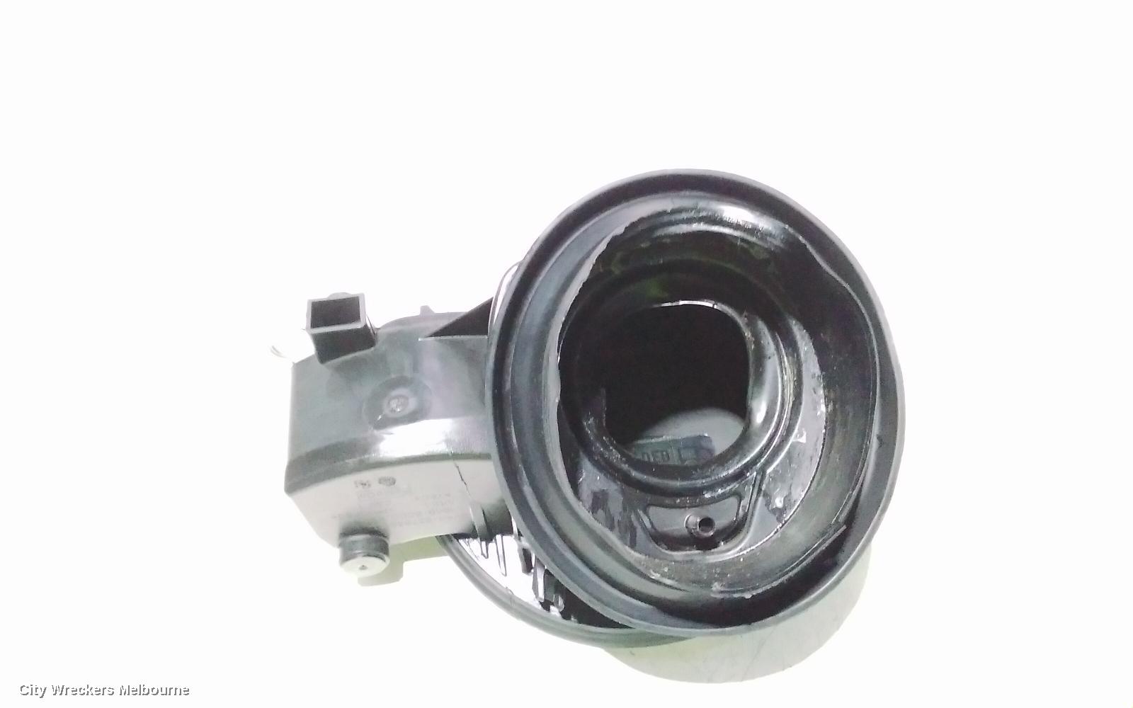 FORD ESCAPE FUEL DOOR / FILLER, ZG, FUEL DOOR, 09/2016 - 05/2020