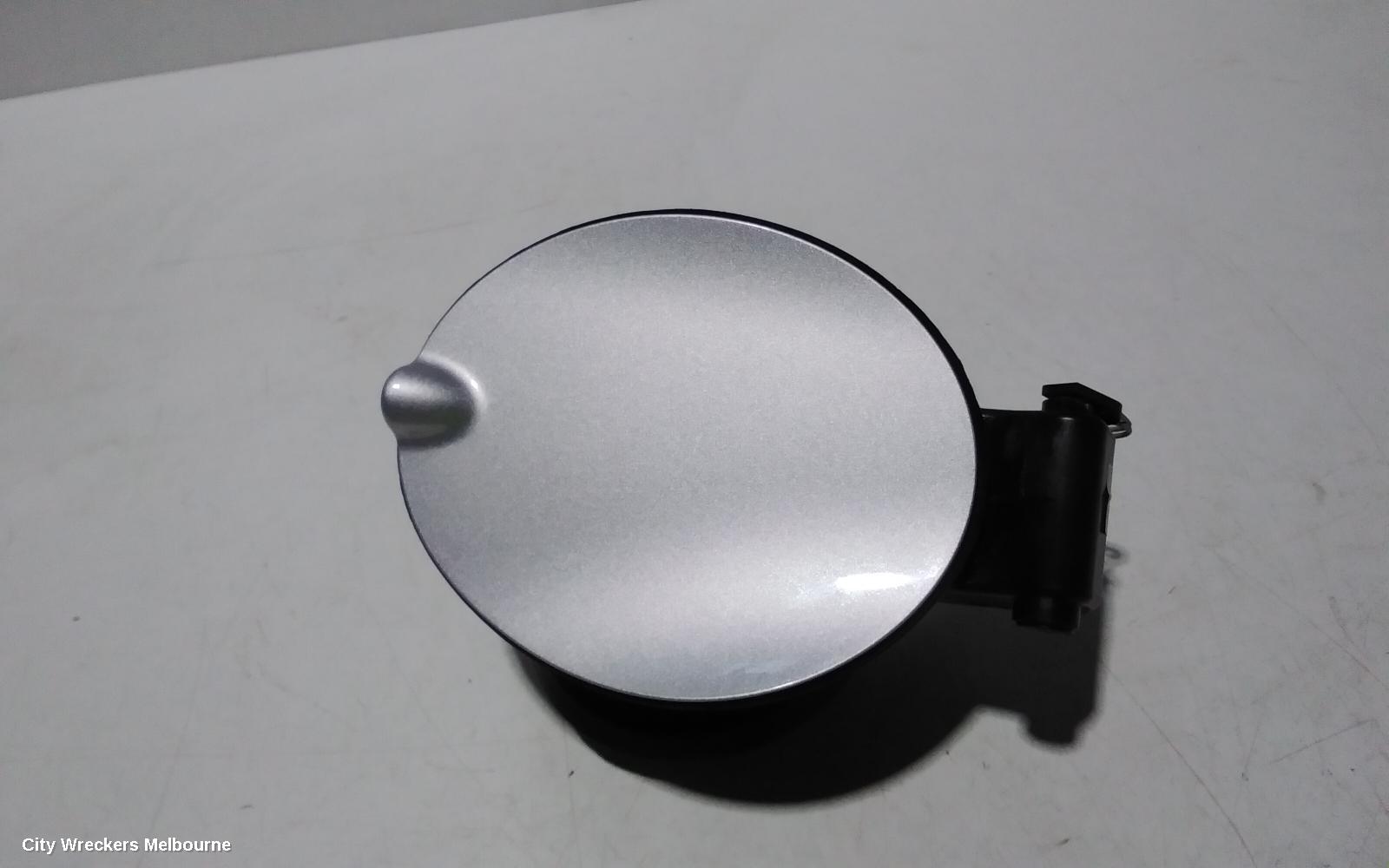 FORD ESCAPE FUEL DOOR / FILLER, ZG, FUEL DOOR, 09/2016 - 05/2020