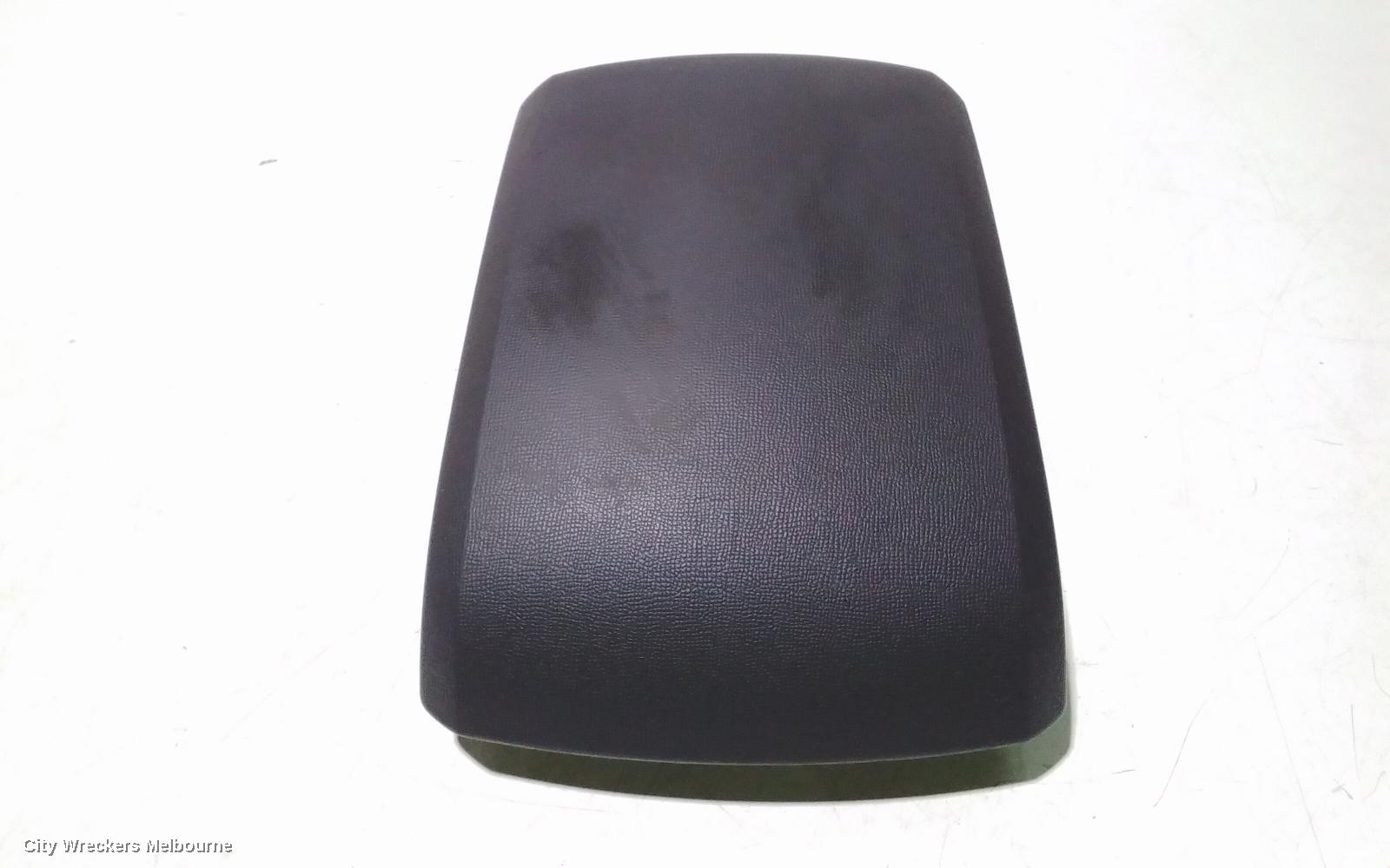 HOLDEN COLORADO CONSOLE, RG, CENTRE CONSOLE LID ONLY, PLASTIC, BLACK, 06/2012 - 12/2020