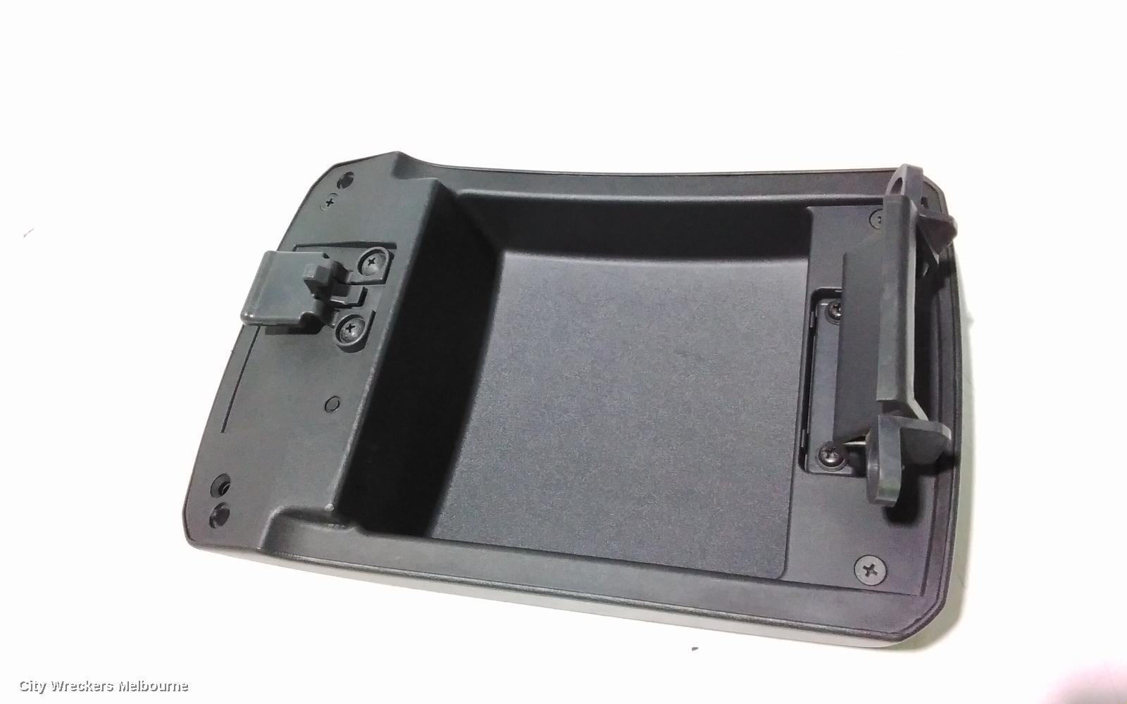 HOLDEN COLORADO CONSOLE, RG, CENTRE CONSOLE LID ONLY, PLASTIC, BLACK, 06/2012 - 12/2020