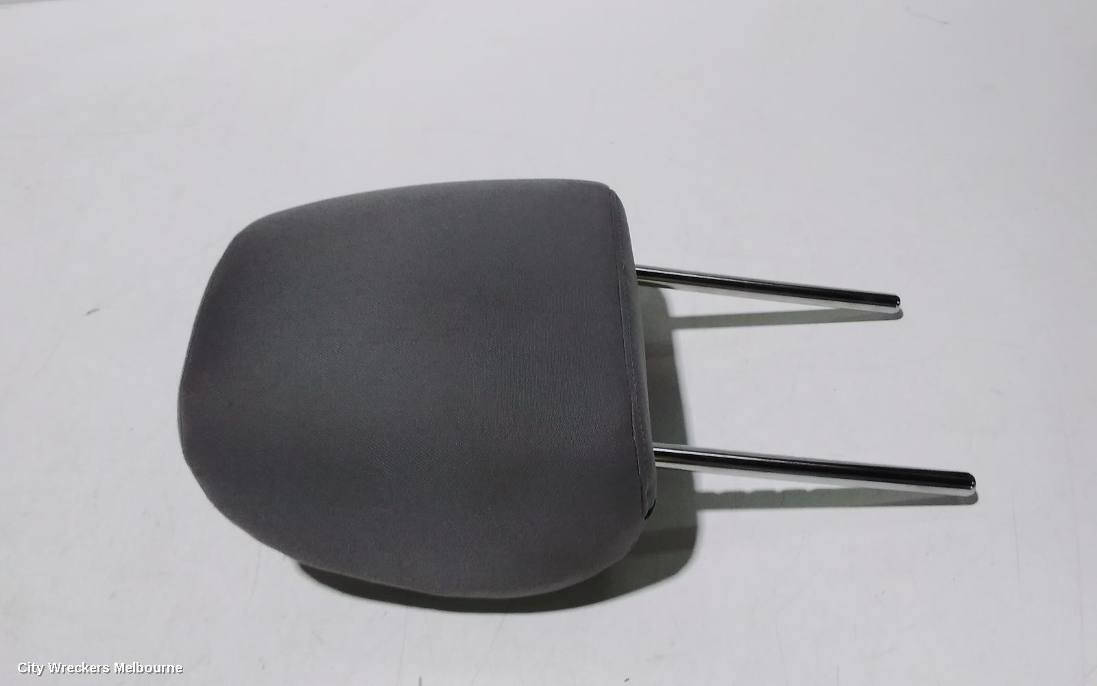 HOLDEN COLORADO HEADREST, RH FRONT, RG 7, 12/2012 - 06/2016