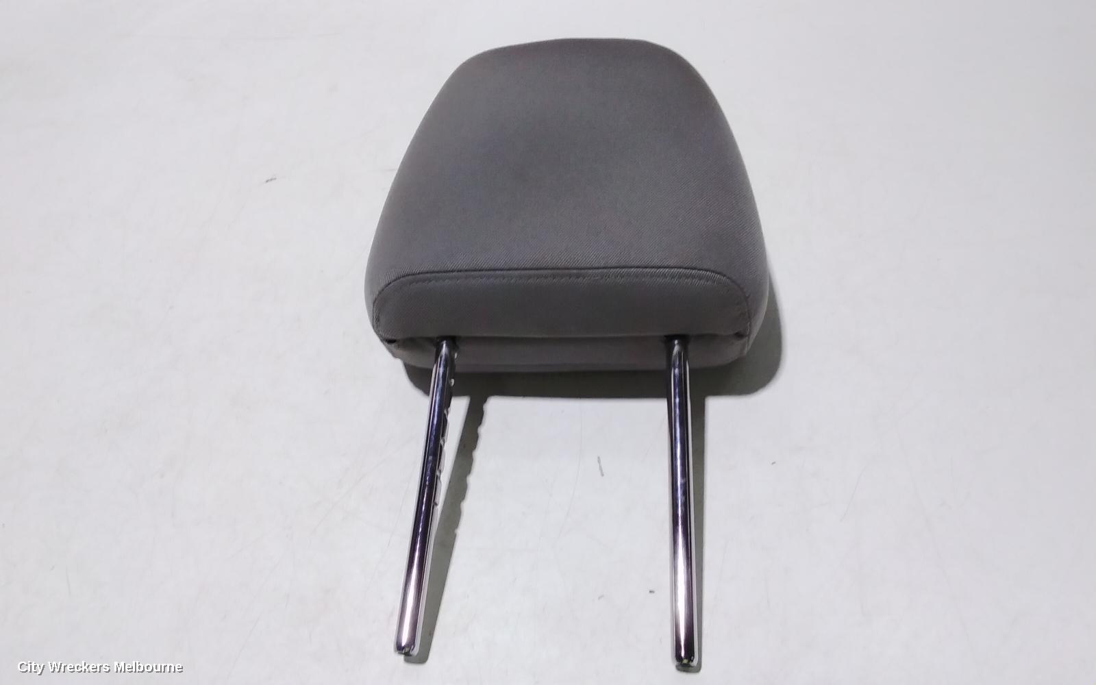 HOLDEN COLORADO HEADREST, RH FRONT, RG 7, 12/2012 - 06/2016