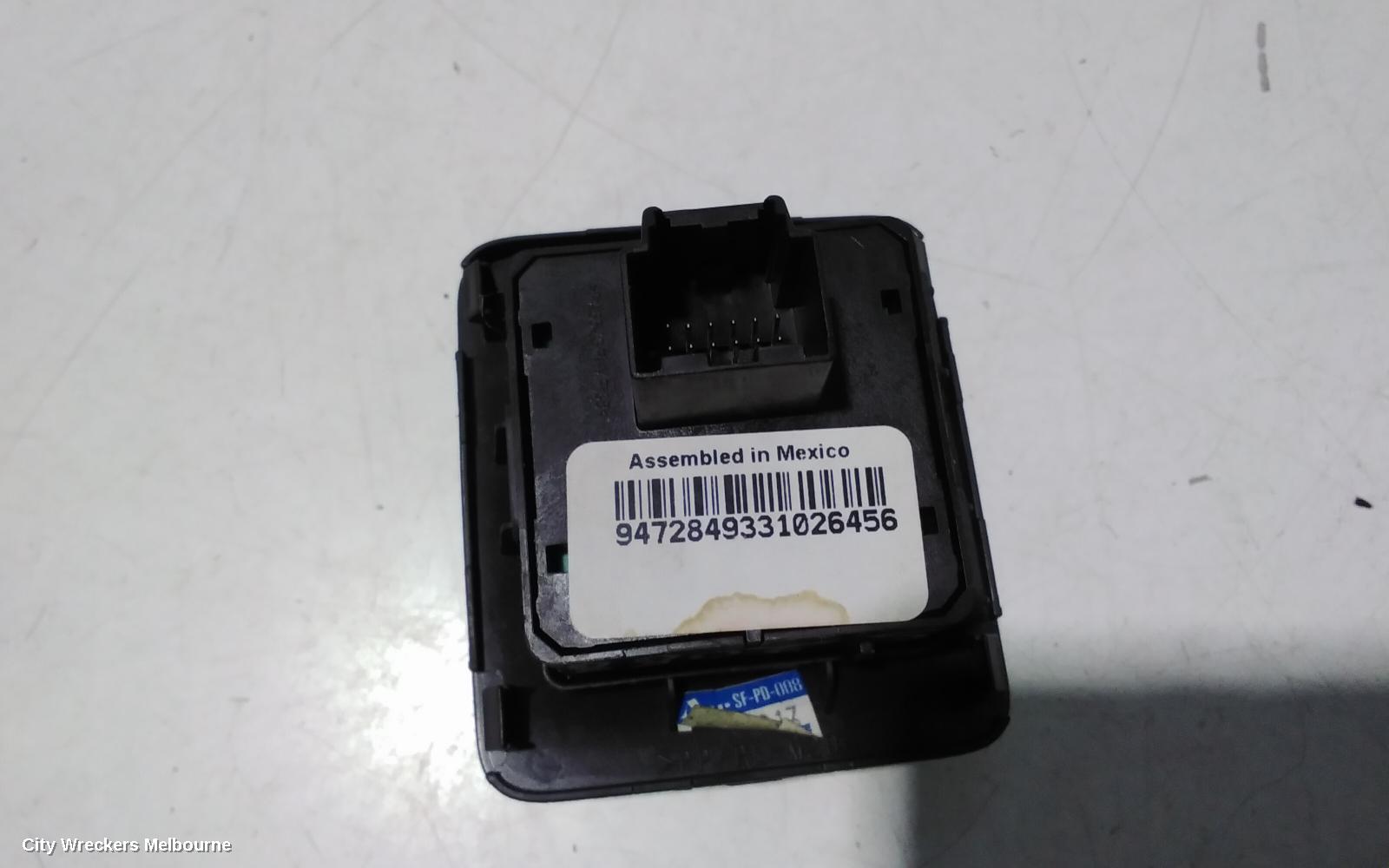 HOLDEN COLORADO, RG, 06/2012 - 12/2020, 4WD SWITCH: 95771