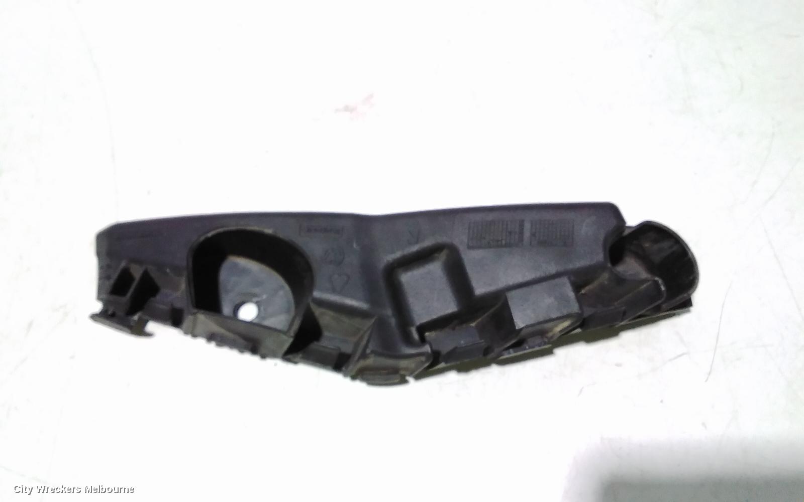 VOLKSWAGEN AMAROK, 2H, 02/2011 - 09/2022, RHF BAR SLIDER: 95774