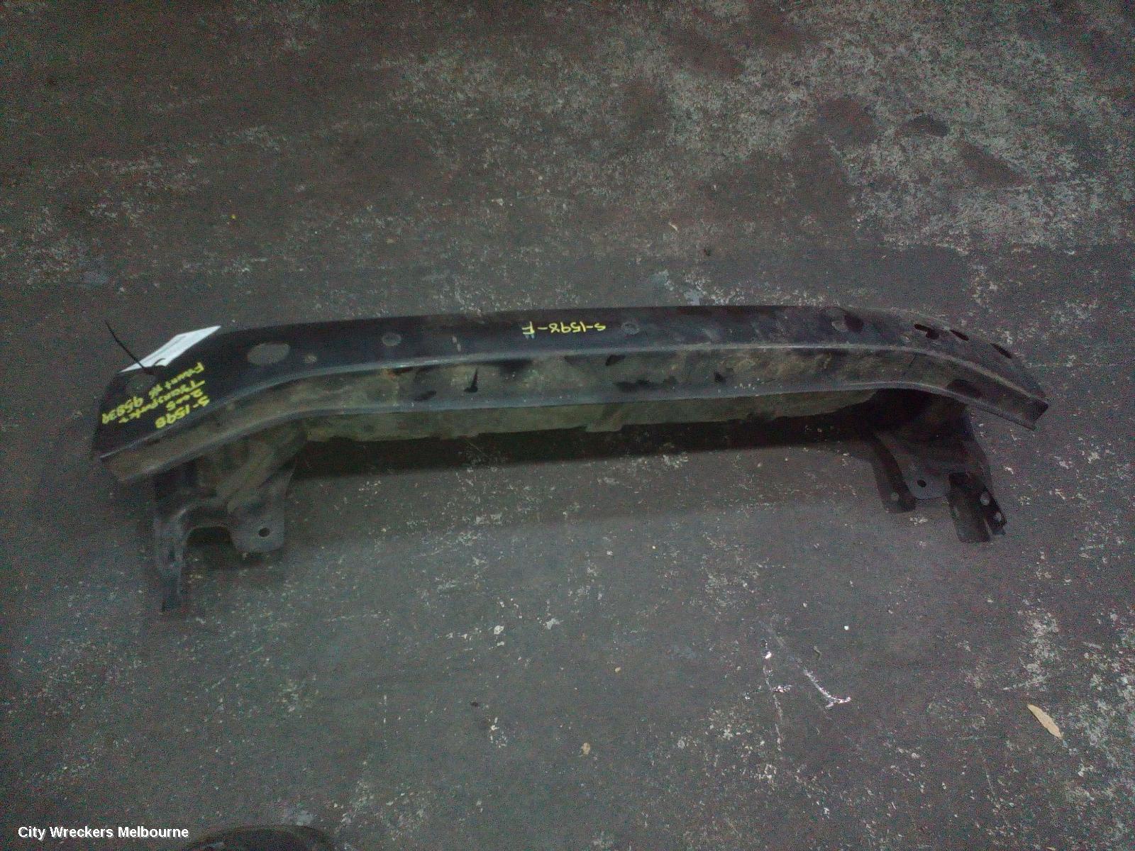 VOLKSWAGEN TRANSPORTER F/BAR REINFORC/BRACK, MAIN REINFORCEMENT, T5, 08/2004 - 09/2009