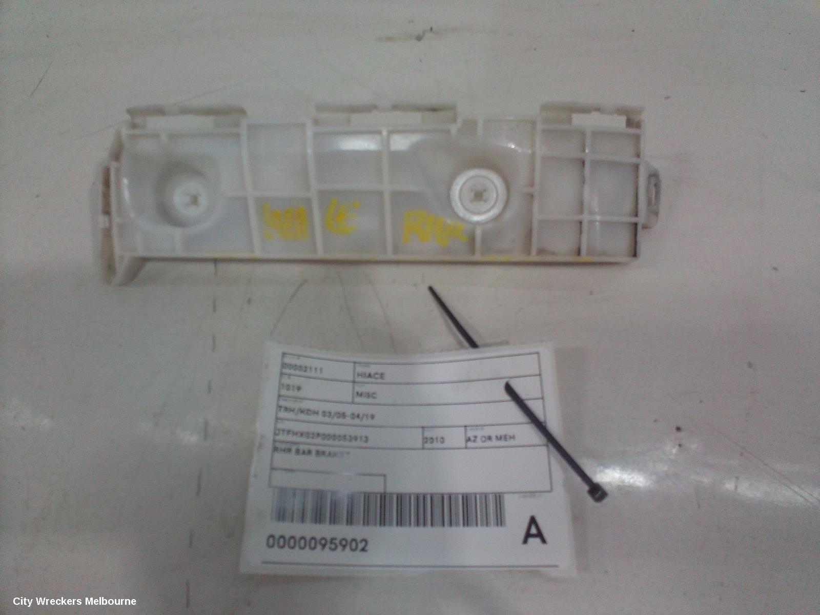TOYOTA HIACE, TRH/KDH 03/2005 - 04/2019, RHR BAR BRAKET: 95902