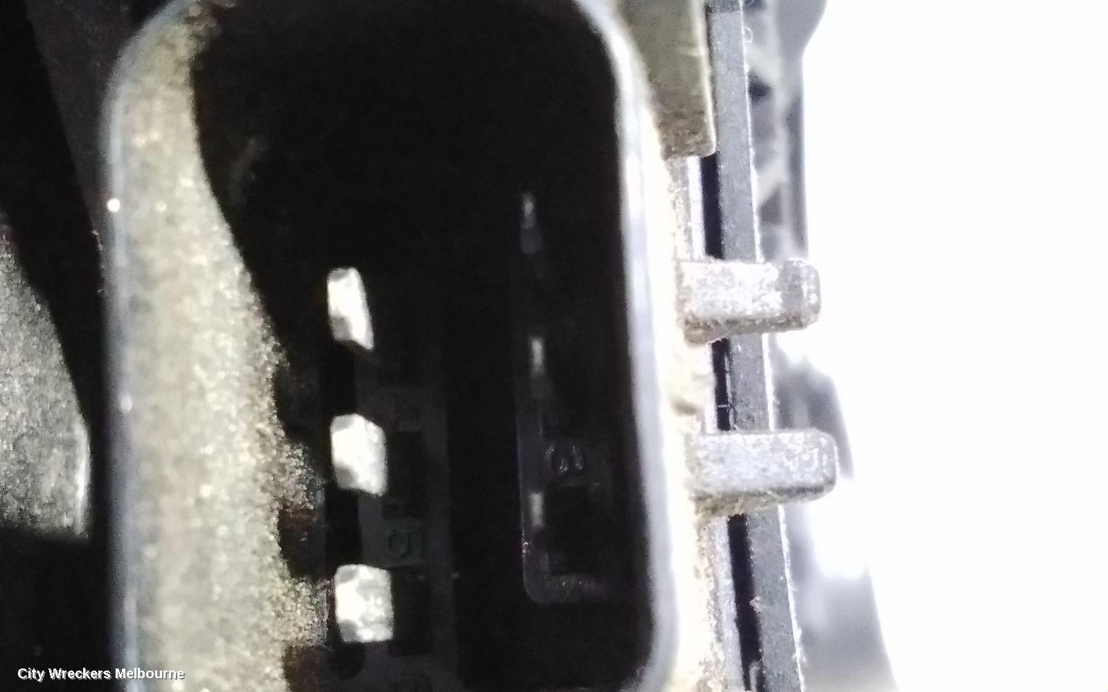 JEEP CHEROKEE LEFT FRONT WINDOW REG/MOTOR, KL, 02/2014 ONWARDS