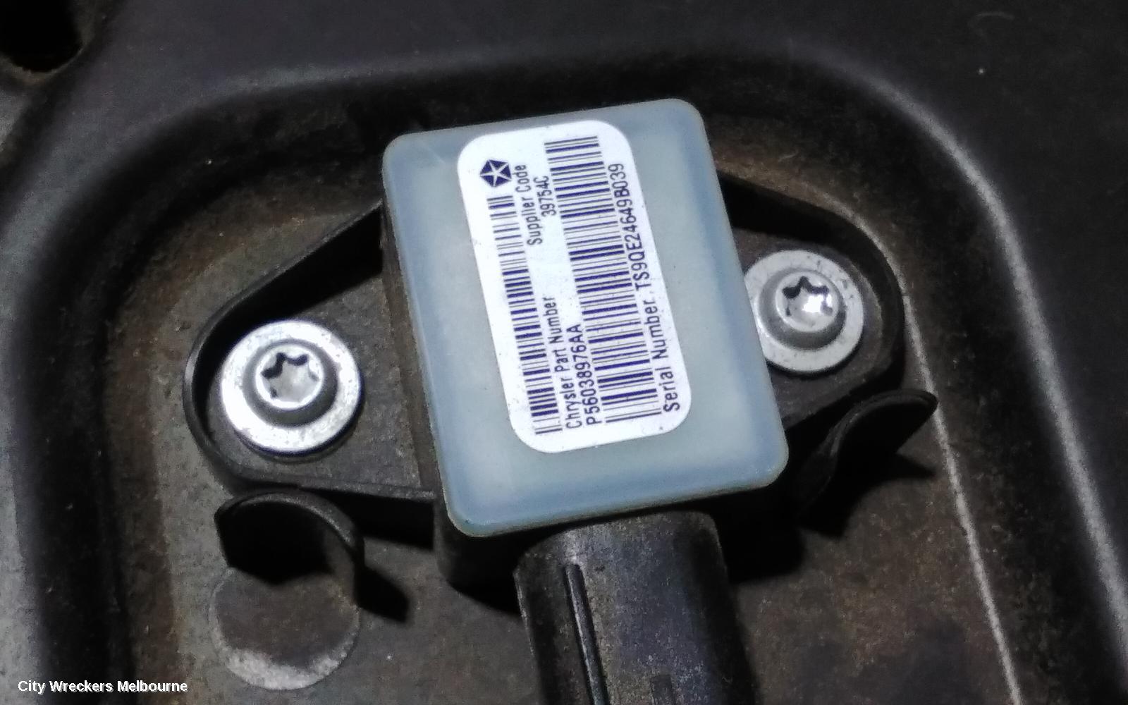 JEEP CHEROKEE LEFT FRONT WINDOW REG/MOTOR, KL, 02/2014 ONWARDS