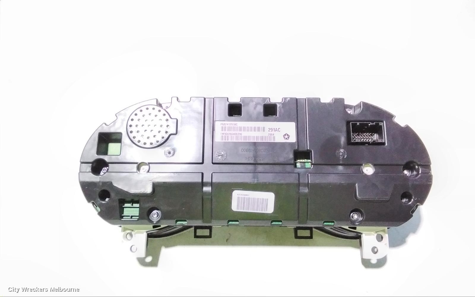 JEEP CHEROKEE INSTRUMENT CLUSTER, PETROL, 2.4/3.2, KL, SPORT/LONGITUDE/BLACKHAWK, 3.5IN DISPLAY TYPE, 02/2014 - 01/2017