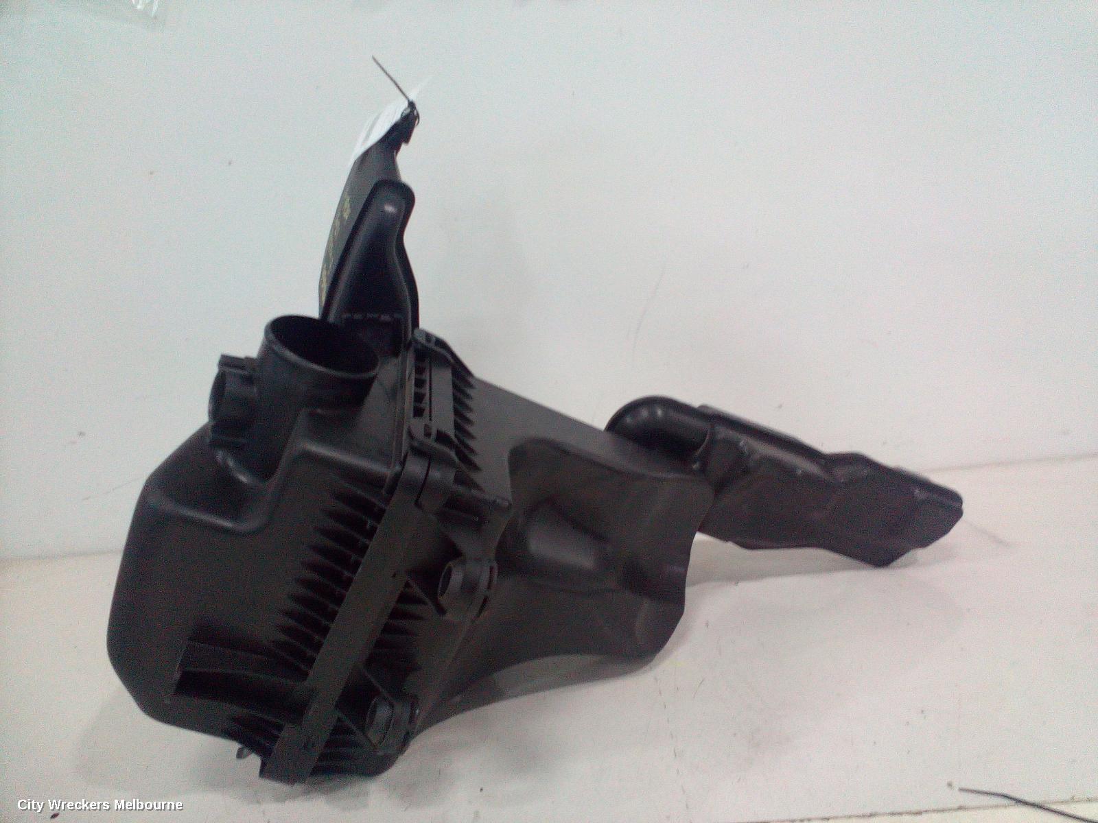 MAZDA 3 AIR CLEANER/BOX, AIR CLEANER, 2.0, PE-VPS, PETROL, SKYACTIV G/E-SKYACTIV G, BP, 03/2019 ONWARDS