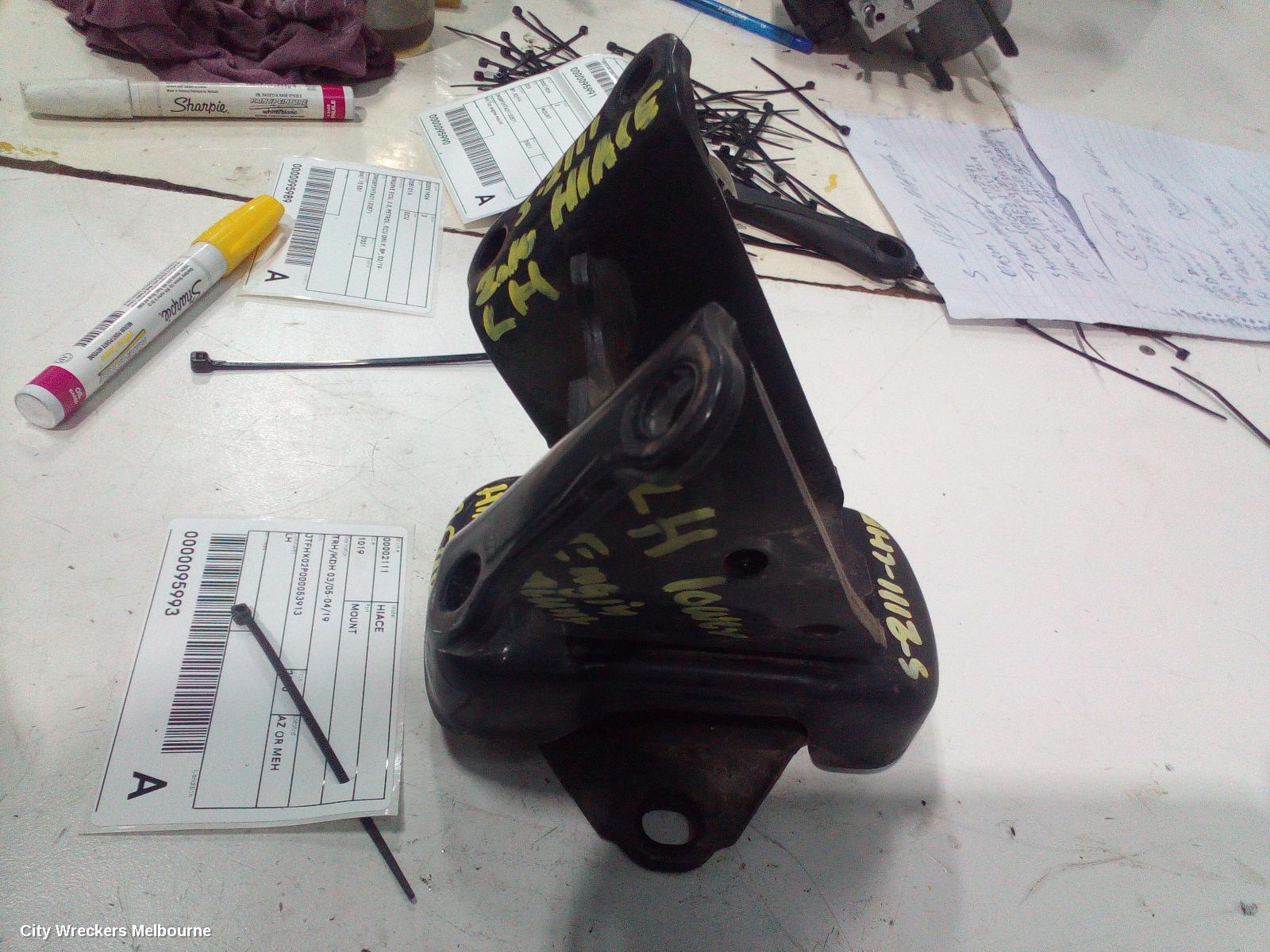 TOYOTA HIACE MOUNT, TRH/KDH 03/2005 - 04/2019