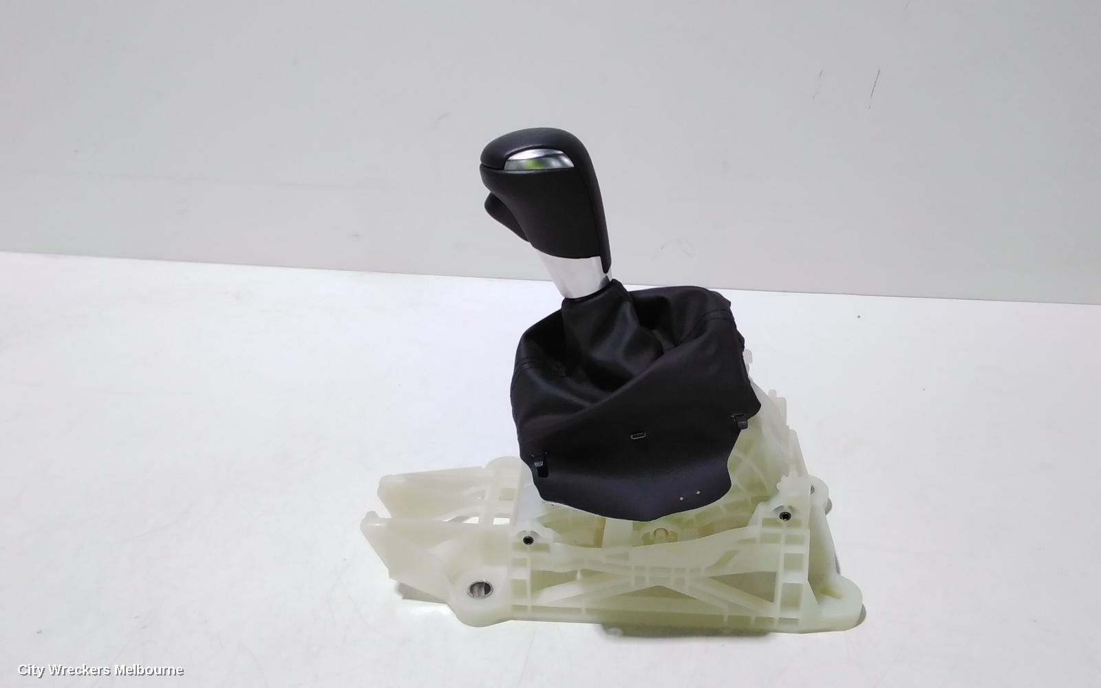 MAZDA CX3 GEAR STICK/SHIFTER, GEAR SHIFTER, AUTO T/M TYPE, DK, 03/2015 ONWARDS