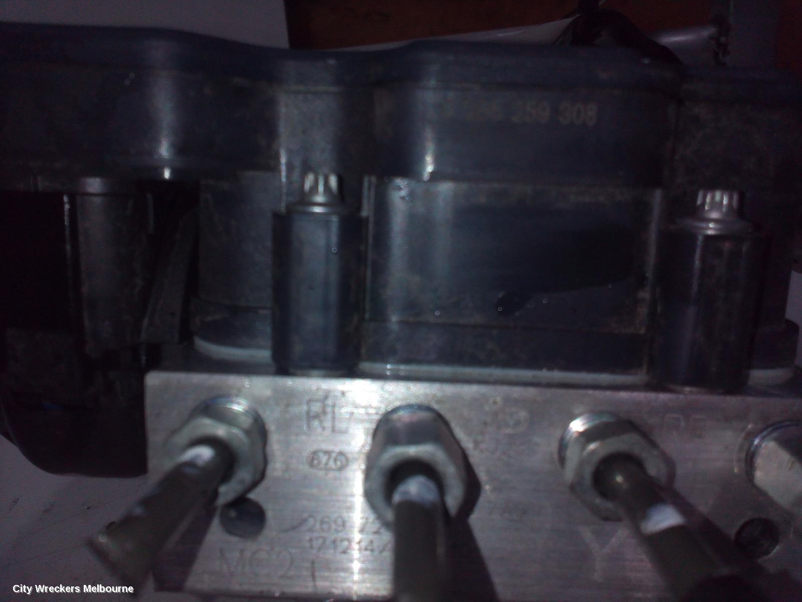 MAZDA CX3 ABS PUMP/MODULATOR, DK, P/N D2Y5437A0B, 03/2015 ONWARDS