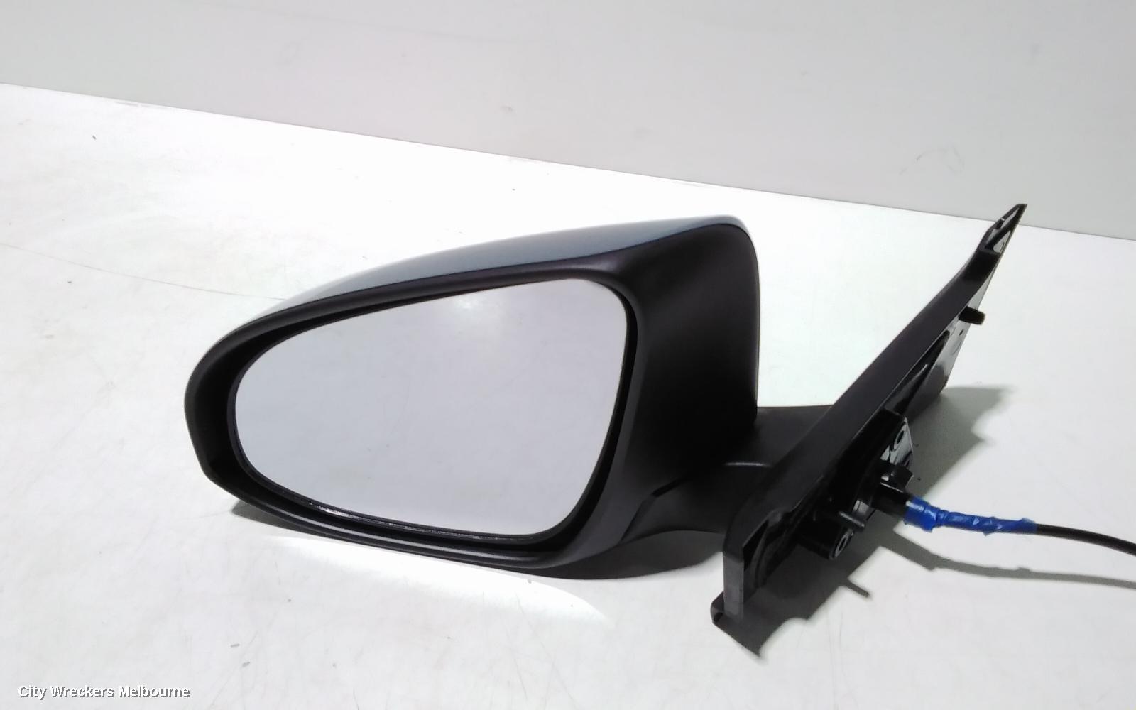 TOYOTA YARIS LEFT DOOR MIRROR, NCP13#, HATCH, HEATED TYPE, 01/2017 - 12/2019