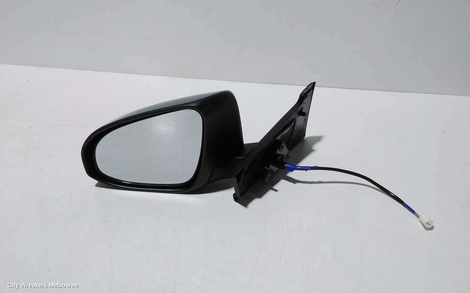 TOYOTA YARIS LEFT DOOR MIRROR, NCP13#, HATCH, HEATED TYPE, 01/2017 - 12/2019