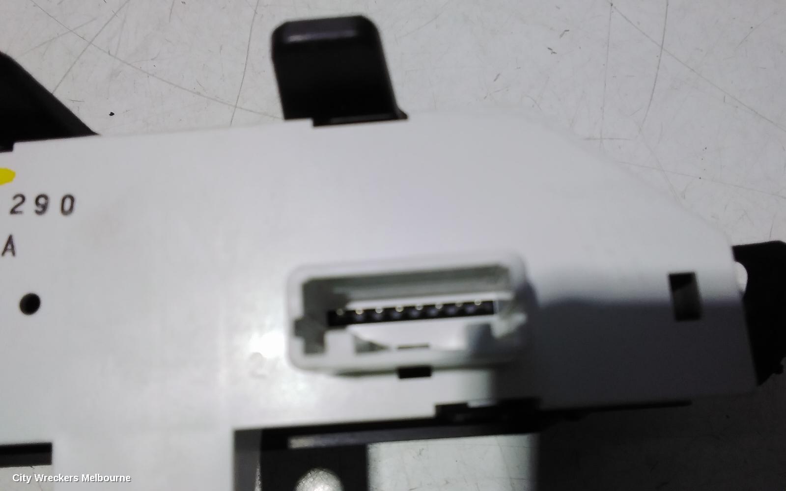 TOYOTA CAMRY CLOCK, XV50, 12/2011 - 05/2015