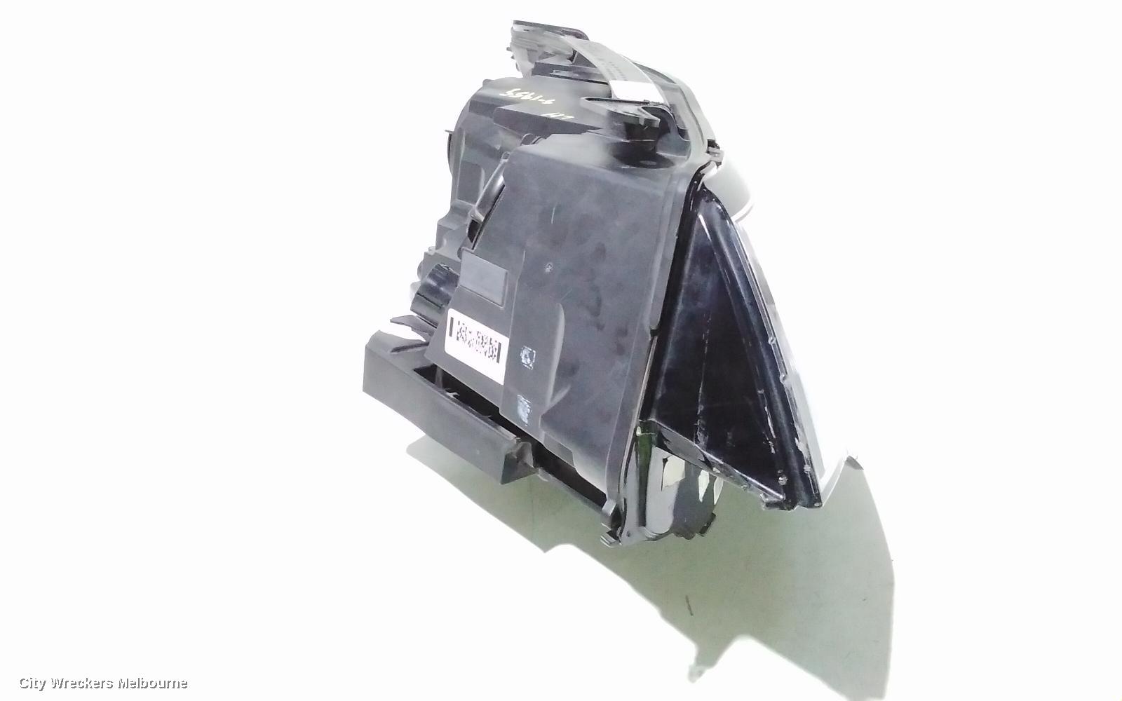 LAND ROVER DISCOVERY SPORT LEFT HEADLAMP, L550, XENON, ADAPTIVE TYPE, 01/2015 - 06/2019