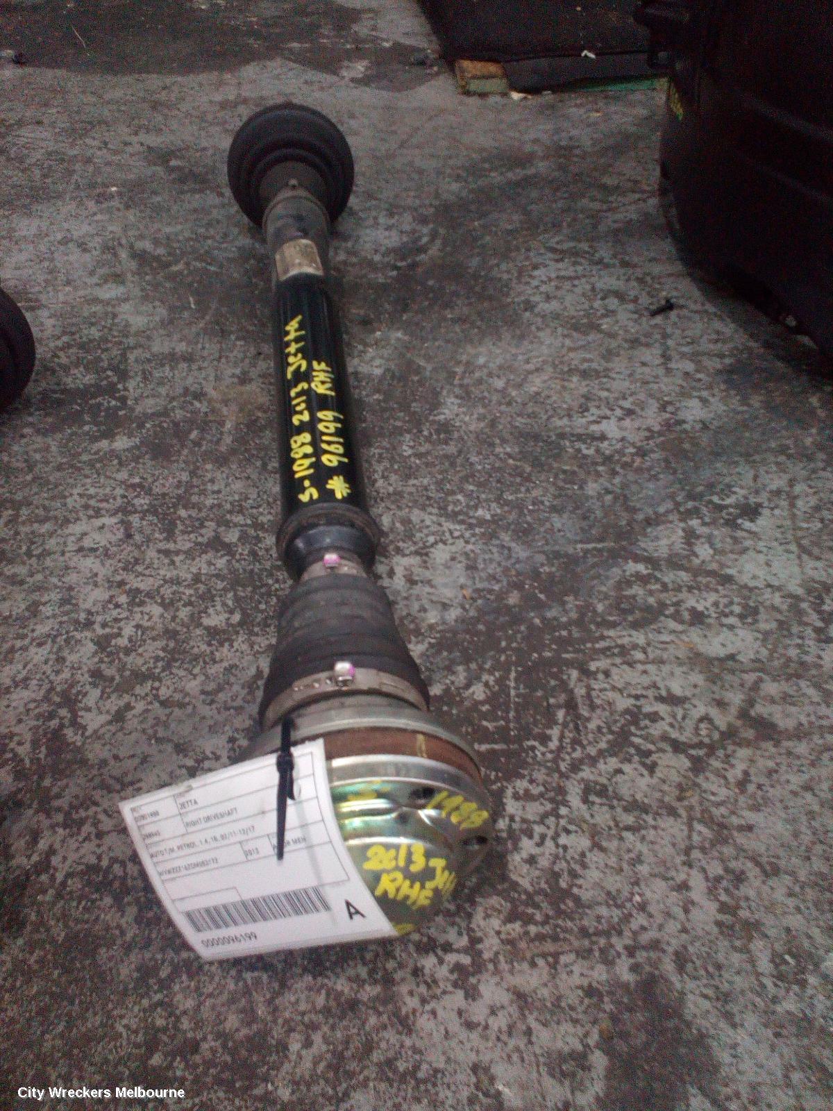 VOLKSWAGEN JETTA RIGHT DRIVESHAFT, AUTO T/M, PETROL, 1.4, 1B, 02/2011 - 12/2017