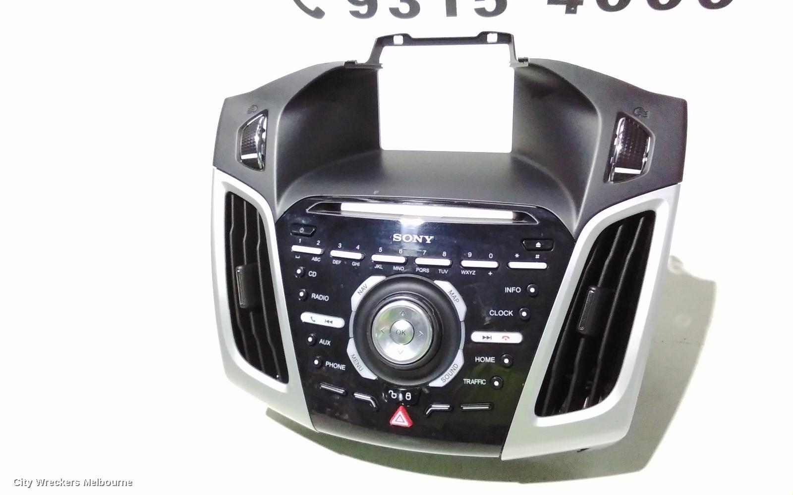 FORD FOCUS RADIO/CD/DVD/SAT/TV, DISPLAY UNIT, 5IN, W/ SAT NAV TYPE, LW, 10/2011 - 08/2015