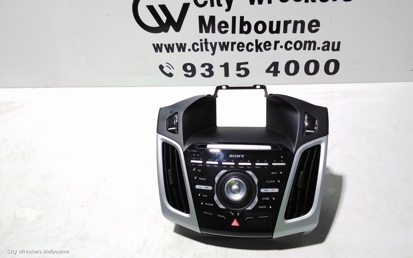 FORD FOCUS RADIO/CD/DVD/SAT/TV, DISPLAY UNIT, 5IN, W/ SAT NAV TYPE, LW, 10/2011 - 08/2015