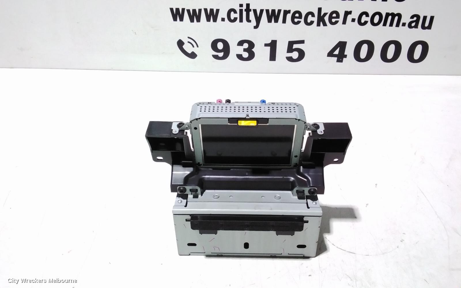 FORD FOCUS RADIO/CD/DVD/SAT/TV, DISPLAY UNIT, 5IN, W/ SAT NAV TYPE, LW, 10/2011 - 08/2015