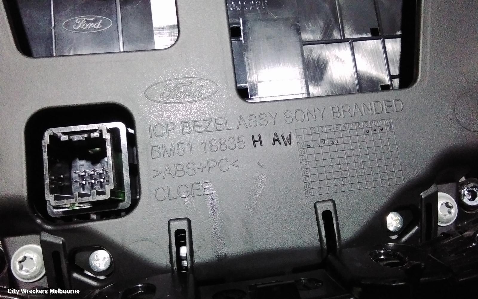 FORD FOCUS RADIO/CD/DVD/SAT/TV, DISPLAY UNIT, 5IN, W/ SAT NAV TYPE, LW, 10/2011 - 08/2015