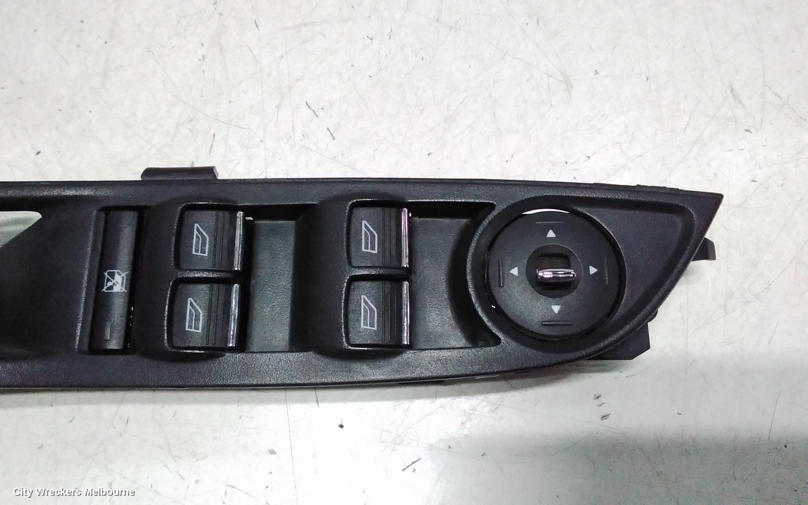 FORD FOCUS PWR DR WIND SWITCH, RH FRONT (MASTER SWITCH), LW, MANUAL FOLD, NON CHROME INSERT TYPE, 05/2011 - 08/2015