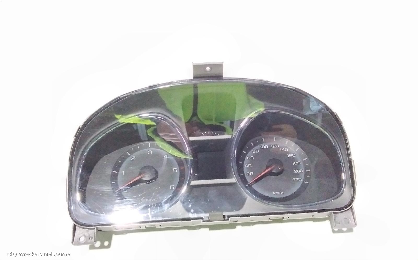 HOLDEN CAPTIVA INSTRUMENT CLUSTER, INSTRUMENT CLUSTER, DIESEL, 2.2, CAPTIVA 7, CG, 01/2011 - 06/2018