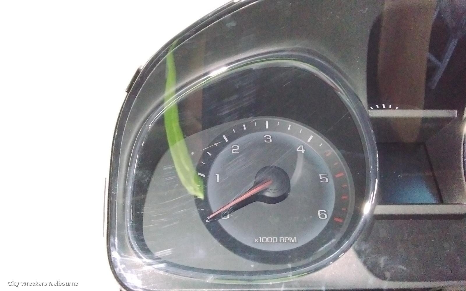 HOLDEN CAPTIVA INSTRUMENT CLUSTER, INSTRUMENT CLUSTER, DIESEL, 2.2, CAPTIVA 7, CG, 01/2011 - 06/2018