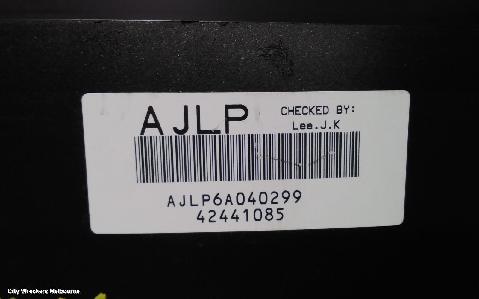 HOLDEN CAPTIVA INSTRUMENT CLUSTER, INSTRUMENT CLUSTER, DIESEL, 2.2, CAPTIVA 7, CG, 01/2011 - 06/2018
