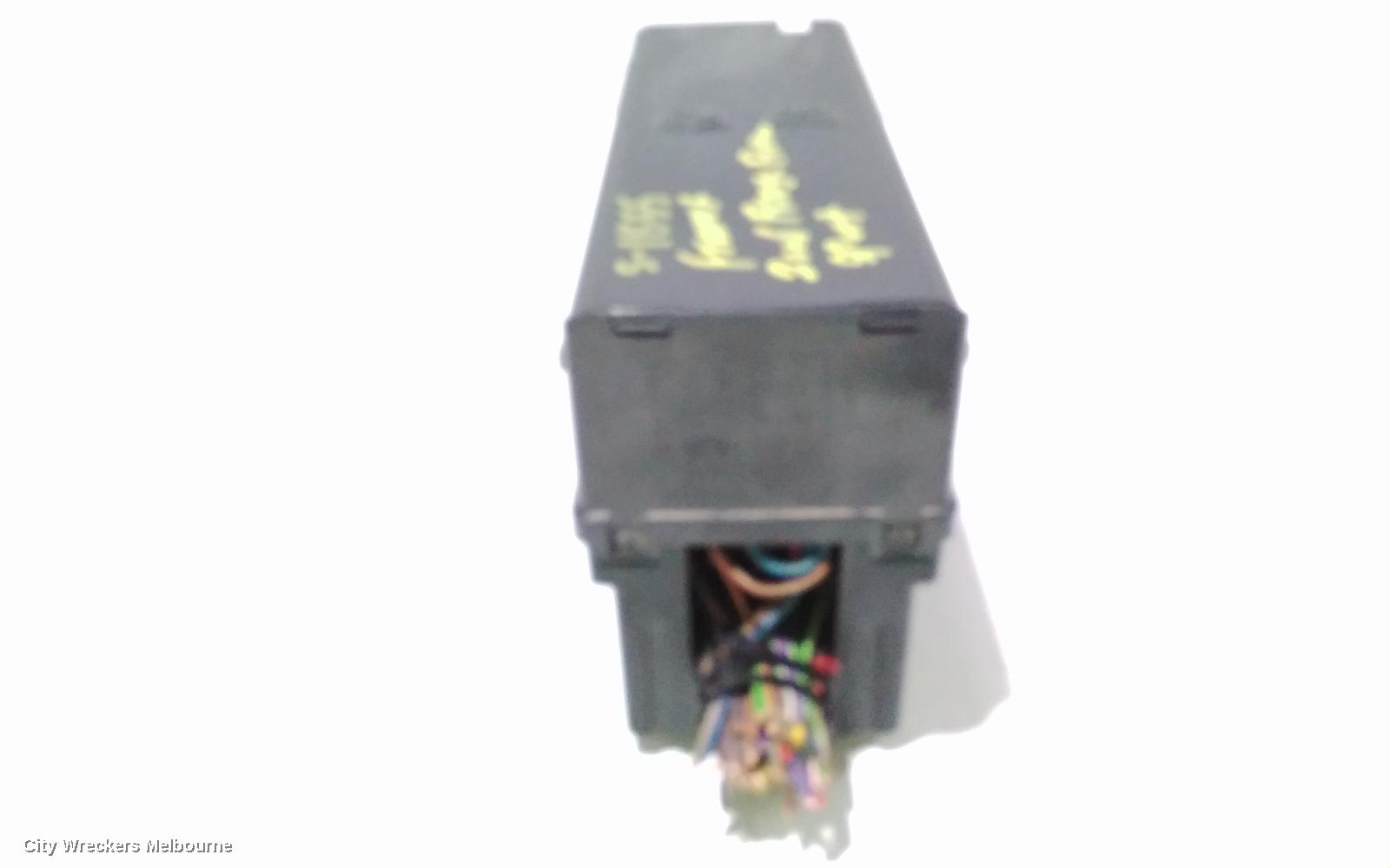 LAND ROVER RANGEROVER SPORT FUSE BOX, ENGINE BAY, L320, DIESEL, 08/2005 - 12/2013
