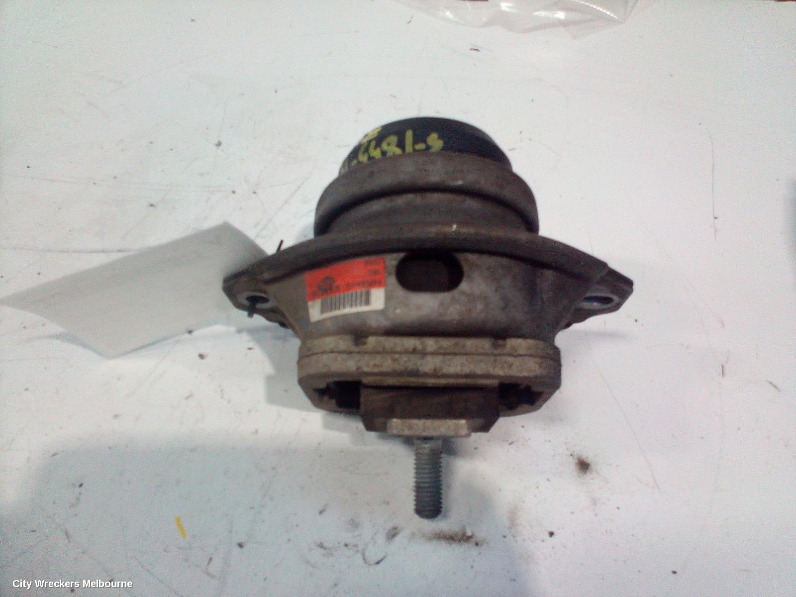 LAND ROVER RANGEROVER SPORT MOUNT, ENGINE MOUNT, DIESEL, 2.7, TURBO, L320, 08/2005 - 09/2009