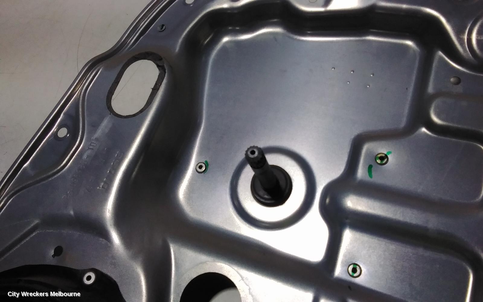 FORD FOCUS RIGHT REAR WND REG/MOTOR, LV, MANUAL REAR WINDOWS TYPE, 06/2008 - 10/2009