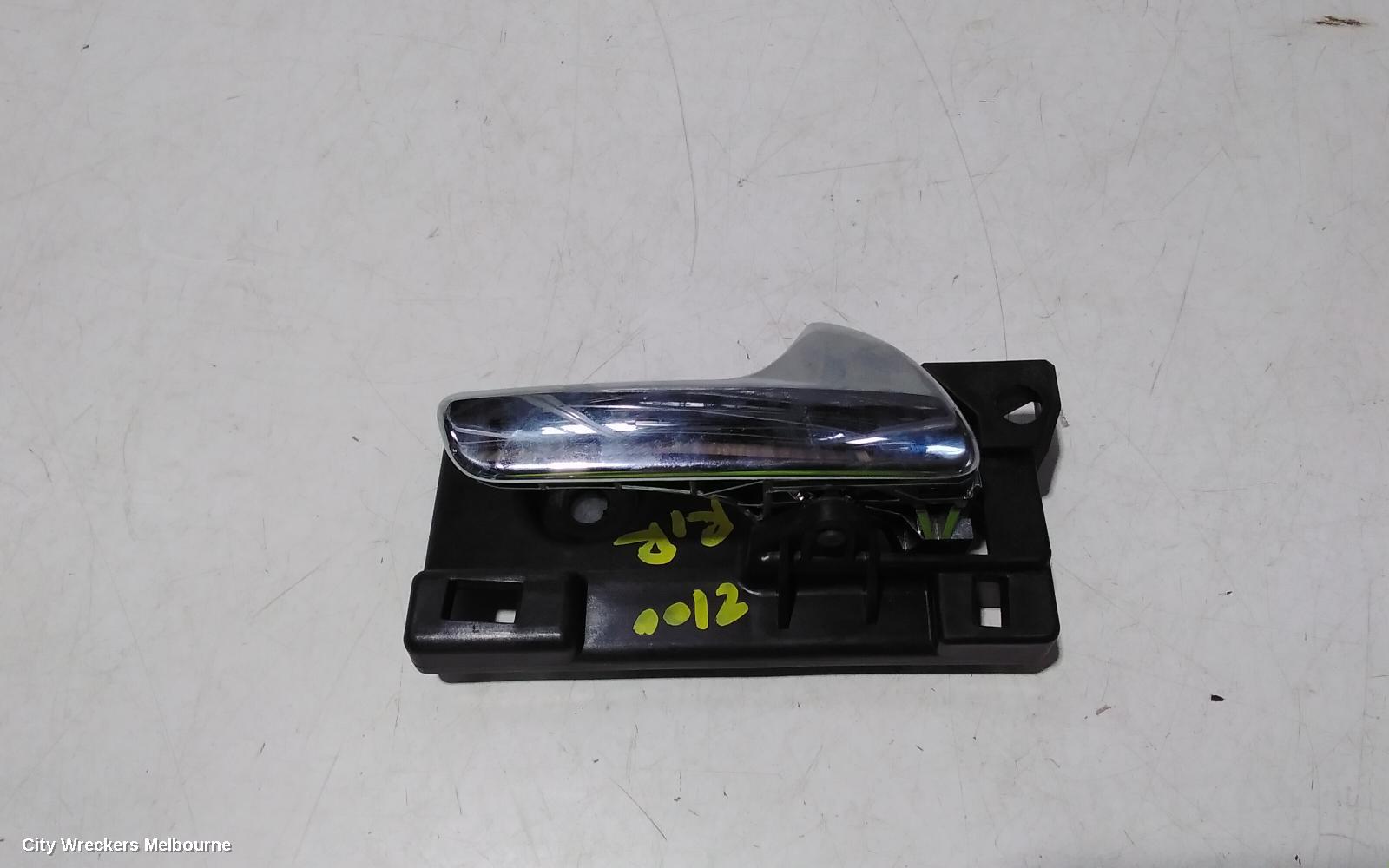 JEEP GRANDCHEROKEE DOOR HANDLE, INNER, RH REAR, WK, 01/2011 - 07/2021
