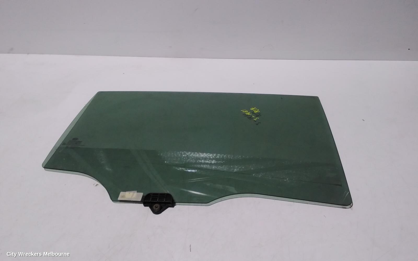 KIA SPORTAGE RIGHT REAR DOOR WINDOW, SL, 05/2010 - 10/2015