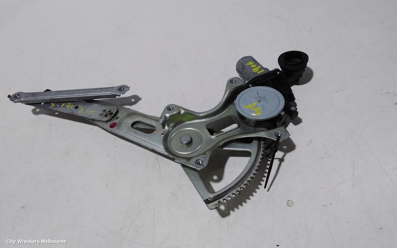 TOYOTA YARIS LEFT FRONT WINDOW REG/MOTOR, NCP9#, 3DR/5DR HATCH, 10/2005 - 07/2011