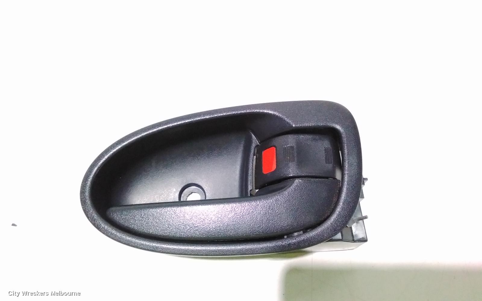 TOYOTA YARIS DOOR HANDLE, INNER, RH FRONT, NCP9#, 08/2008 - 06/2016