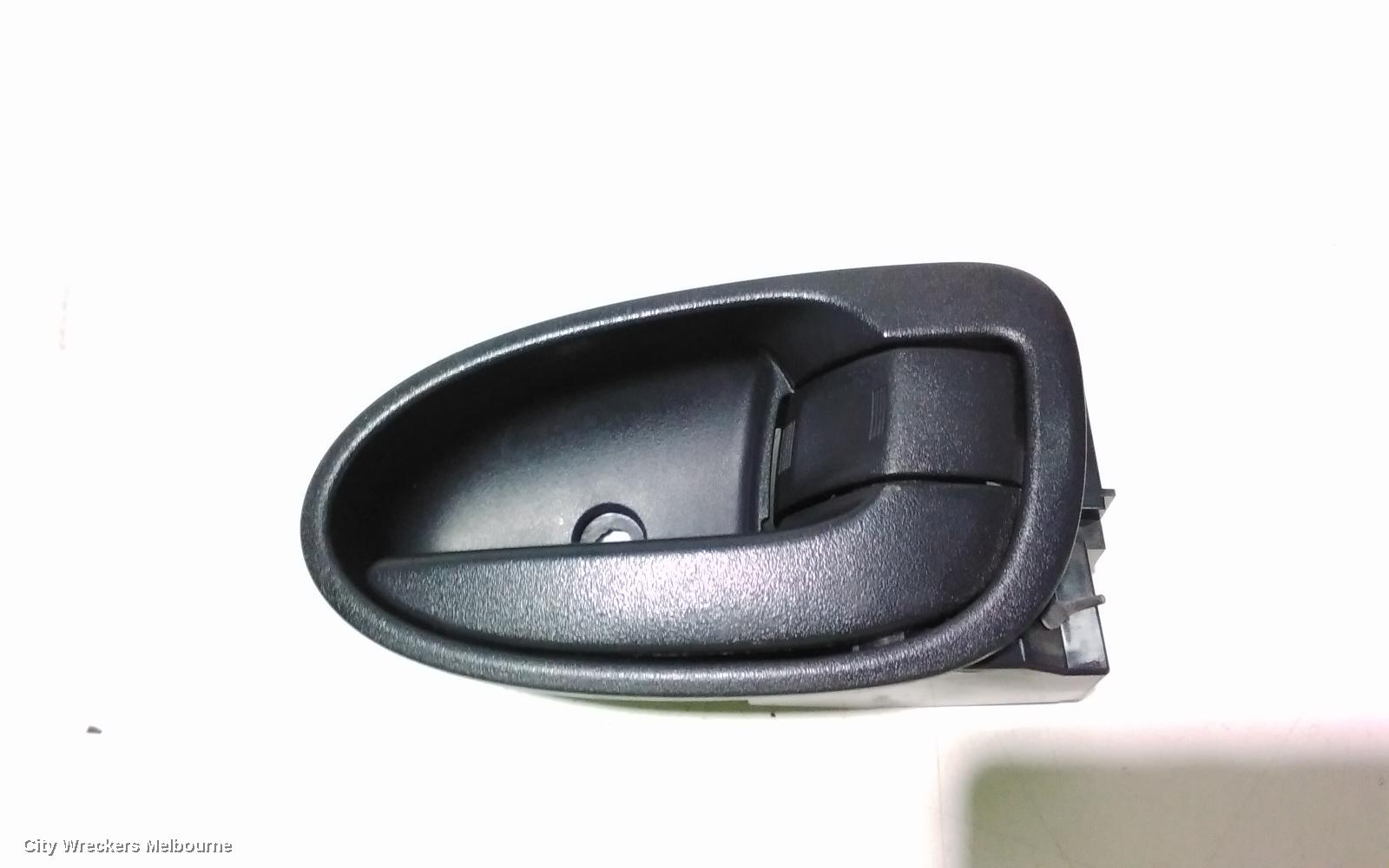 TOYOTA YARIS DOOR HANDLE, INNER, RH FRONT, NCP9#, 08/2008 - 06/2016
