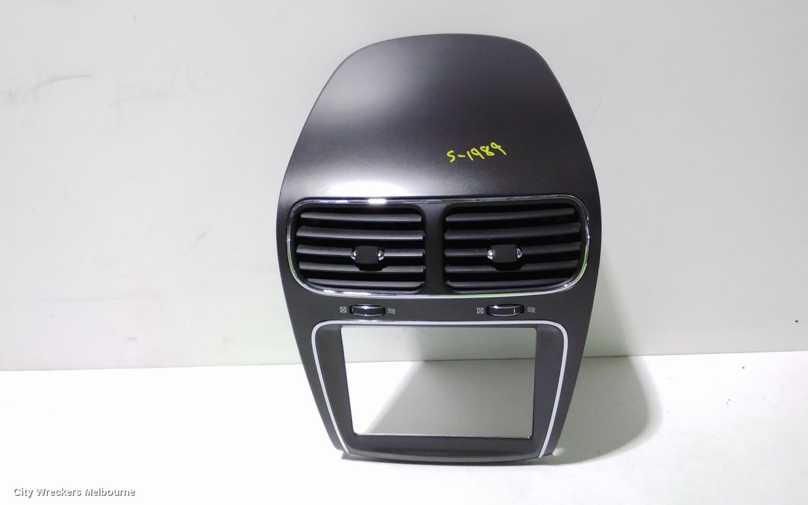 FIAT FREEMONT, JF, 04/2013 - 01/2017, CENTER AIRVENT: 96479
