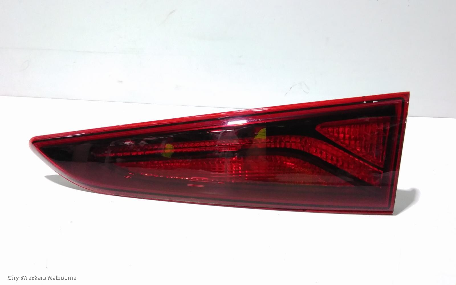 HYUNDAI KONA REAR GARNISH, TAILGATE LAMP (RH SIDE), LED TYPE, OS, 09/2017 - 10/2020
