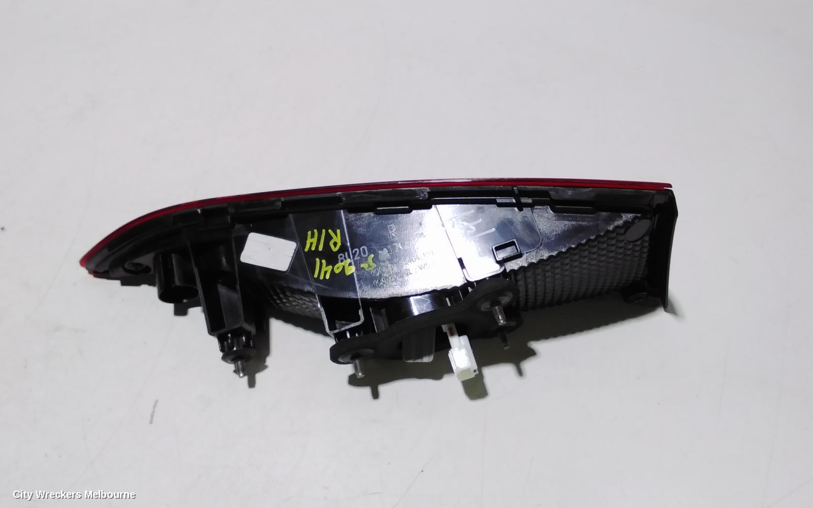 HYUNDAI KONA REAR GARNISH, TAILGATE LAMP (RH SIDE), LED TYPE, OS, 09/2017 - 10/2020
