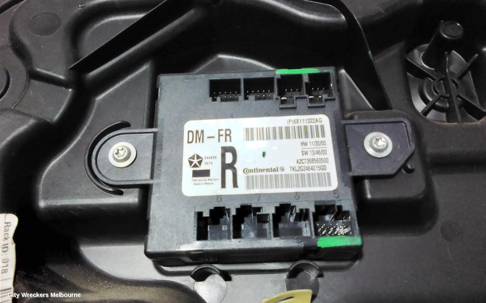 JEEP CHEROKEE RIGHT FRONT WINDOW REG/MOTOR, KL, 02/2014 ONWARDS