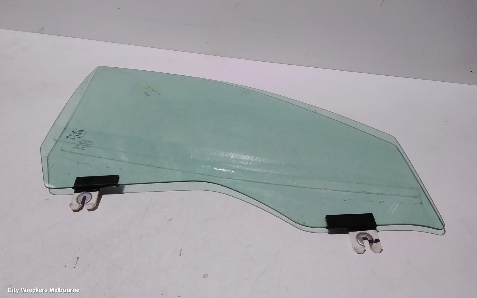 JEEP CHEROKEE RIGHT FRONT DOOR WINDOW, KL, CLEAR, SINGLE GLAZE TYPE, 02/2014 ONWARDS