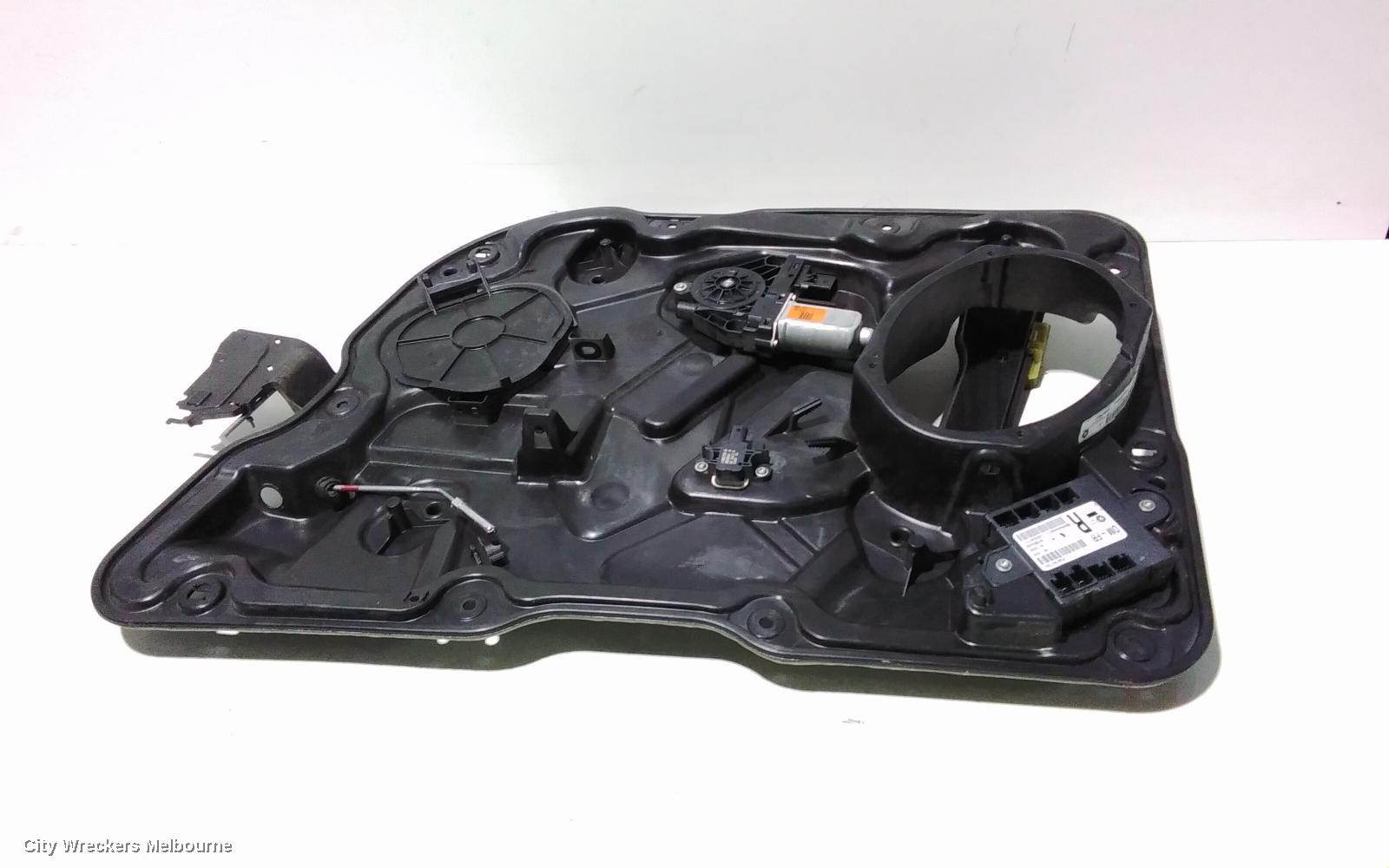 JEEP GRANDCHEROKEE RIGHT FRONT WINDOW REG/MOTOR, WK, 10/2010 - 02/2022