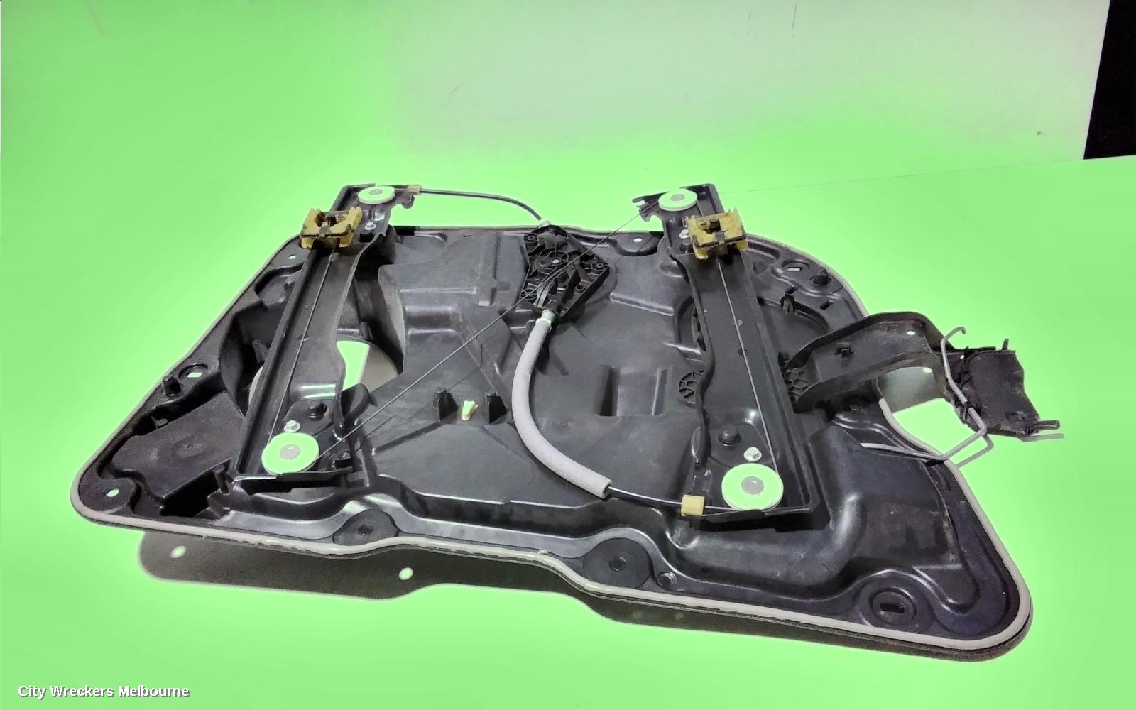 JEEP GRANDCHEROKEE RIGHT FRONT WINDOW REG/MOTOR, WK, 10/2010 - 02/2022